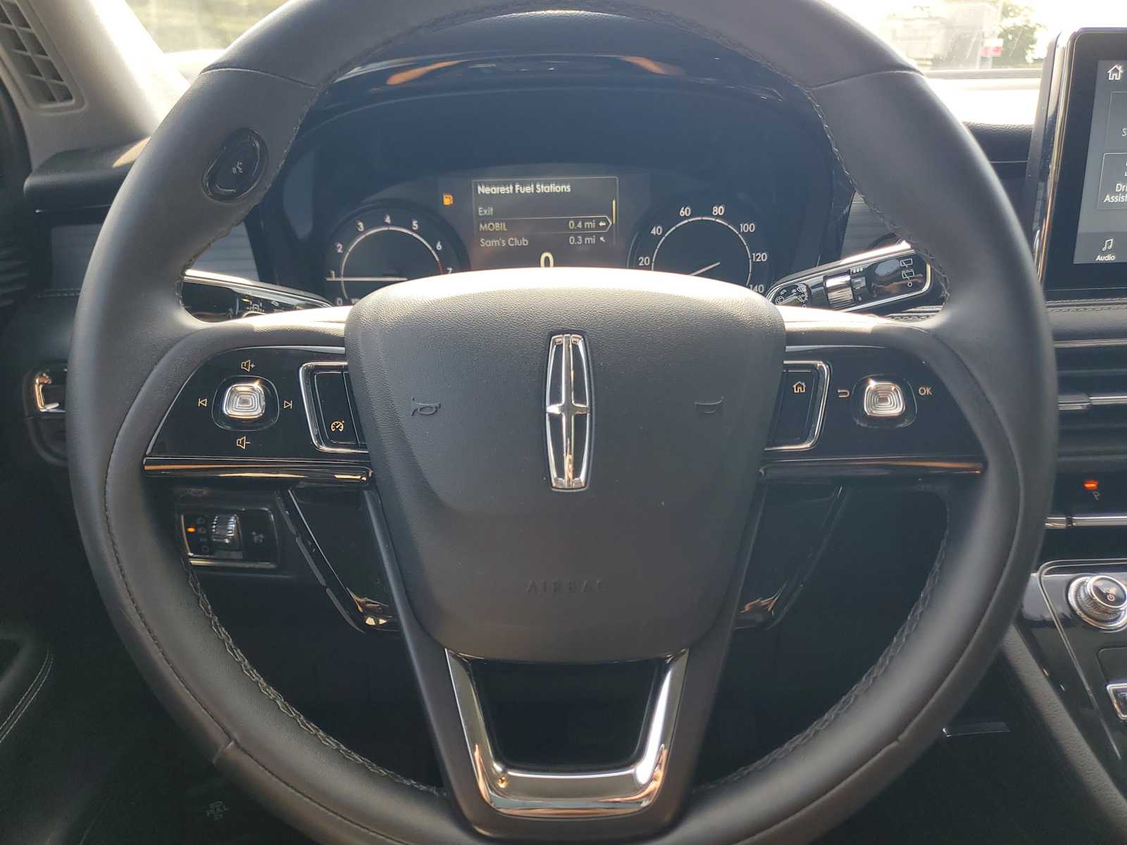 2022 Lincoln Corsair Standard photo 23