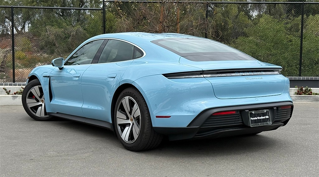 2025 Porsche Taycan 4S photo 2