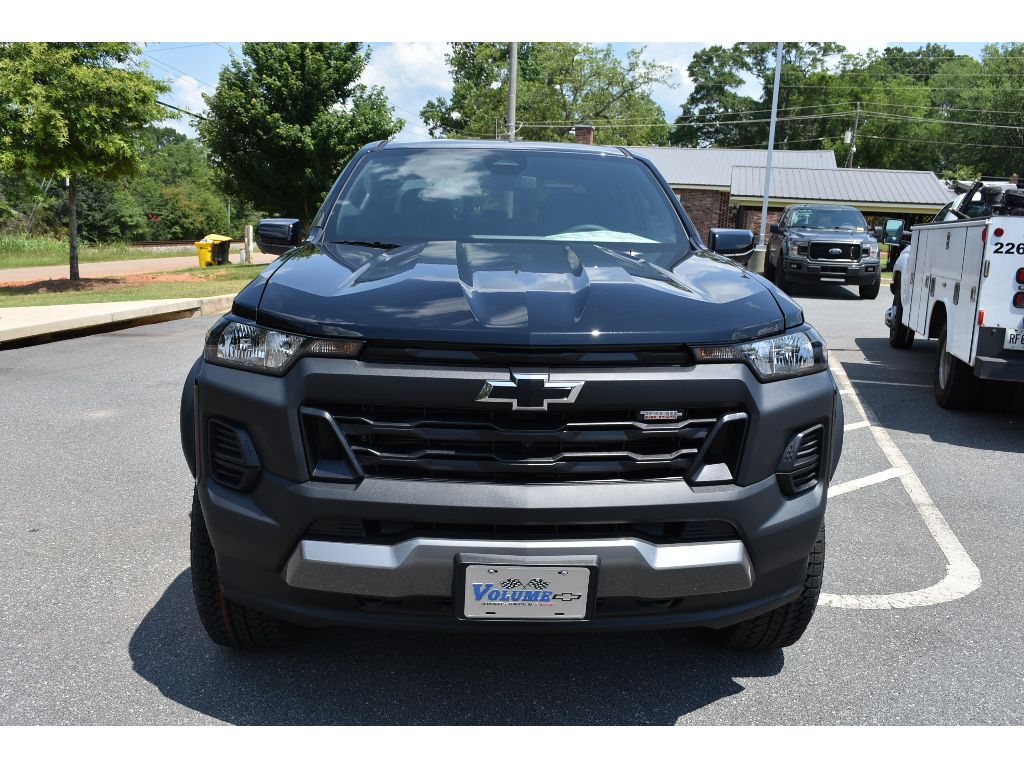 2025 Chevrolet Colorado Trail Boss photo 6