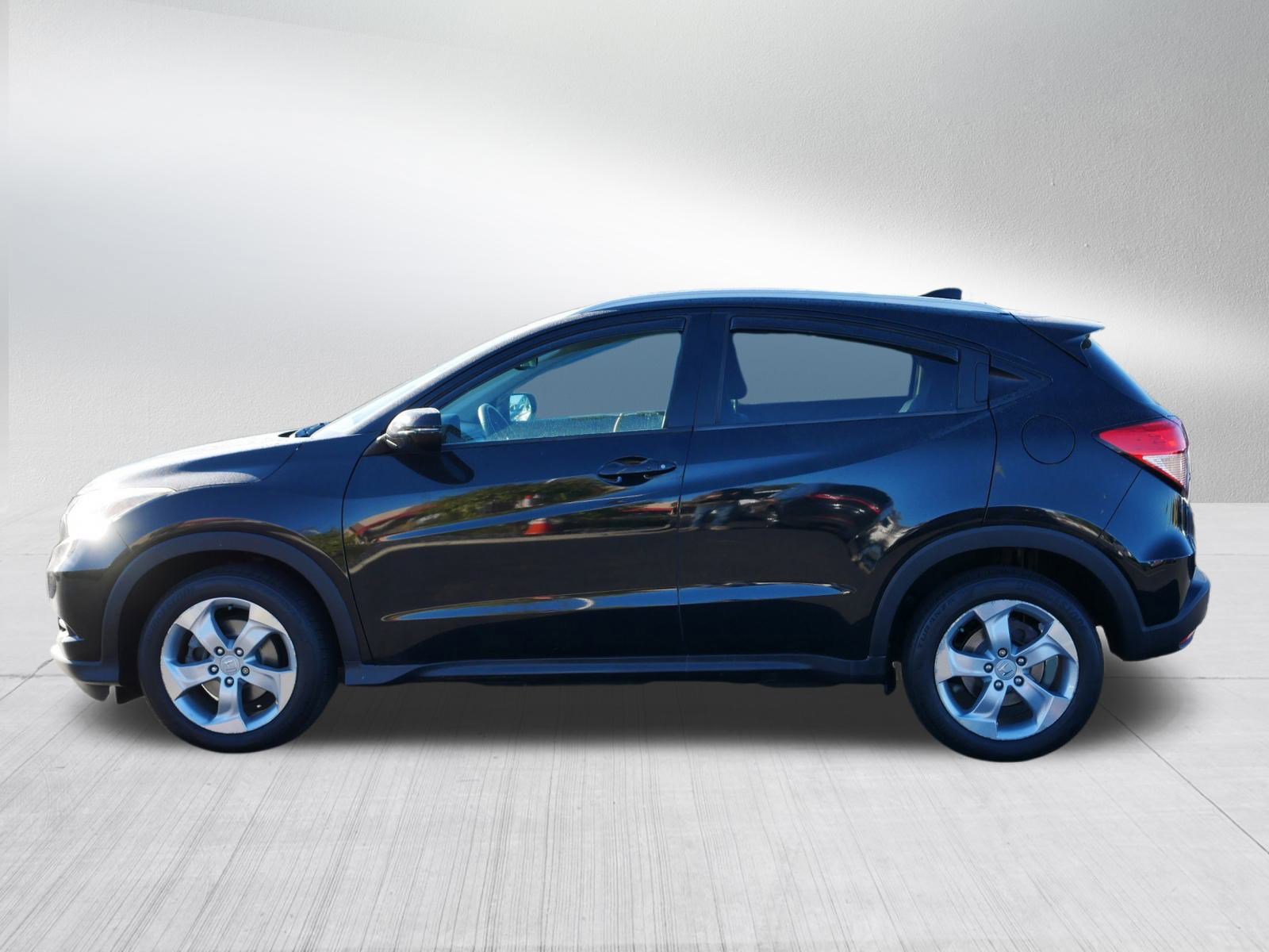 2016 Honda HR-V EX-L photo 4