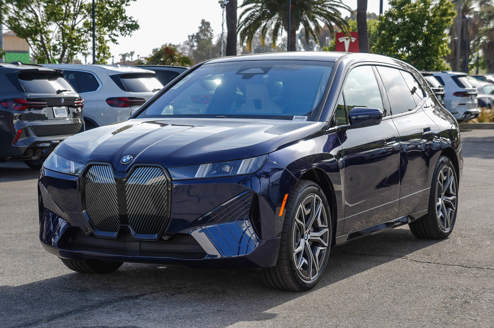 New 2026 Tanzanite Blue II Metallic BMW xDrive45 image 3