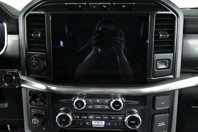 2022 Ford F-150 XL photo 3