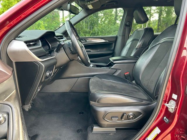 2022 Jeep Grand Cherokee Altitude photo 20