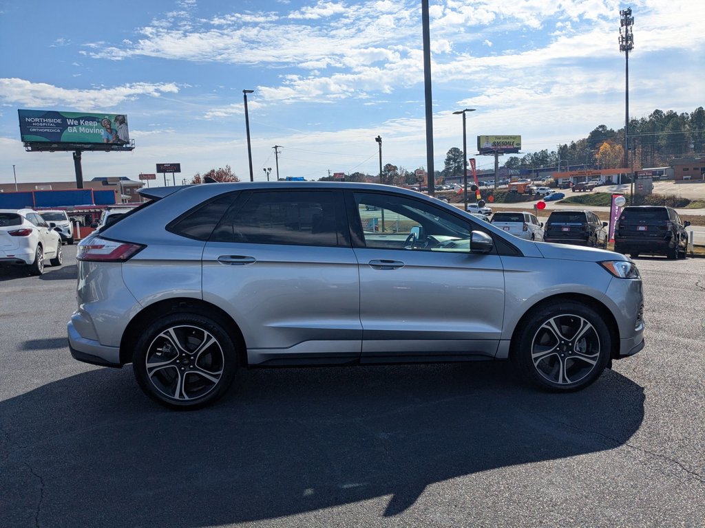 2020 Ford Edge ST photo 4