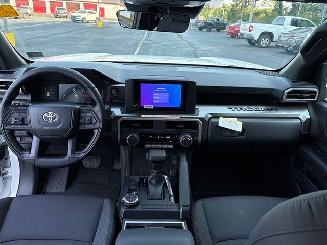 2025 Toyota Tacoma SR5 4x4 Double Cab photo 12