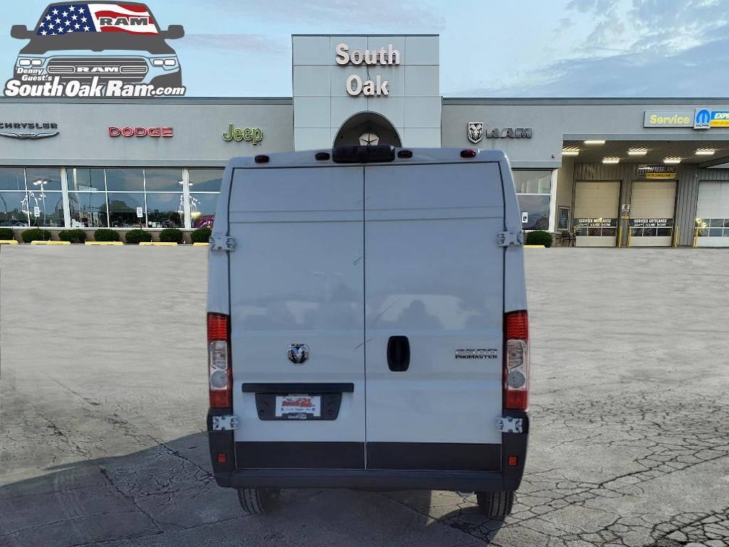 2025 Ram ProMaster 2500 photo 2