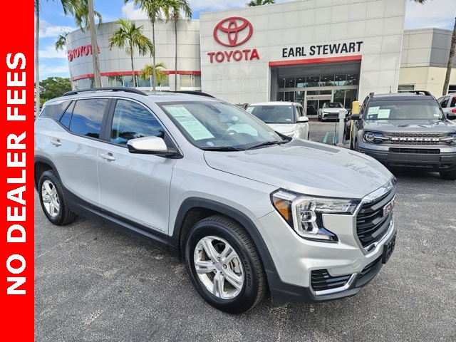 2022 GMC Terrain SLE's photo