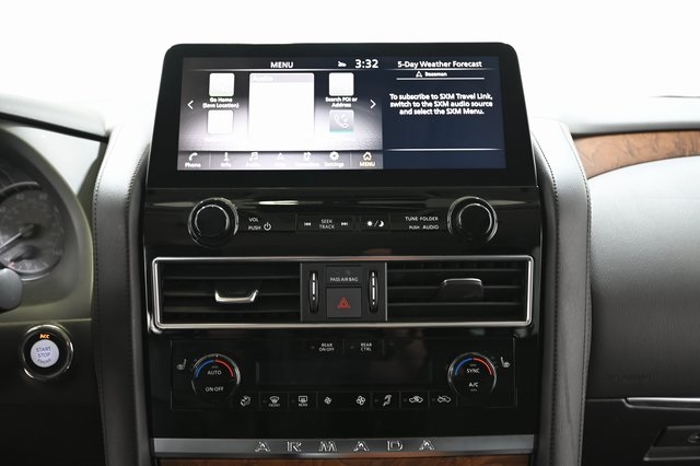2022 Nissan Armada SL photo 4