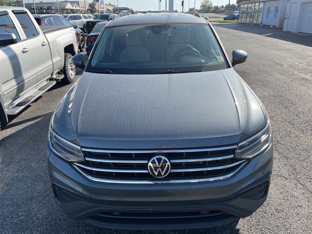 2022 Volkswagen Tiguan S photo 2
