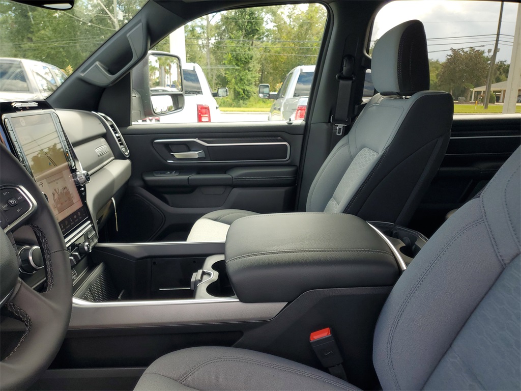 2025 Ram 1500 Big Horn Lone Star photo 8