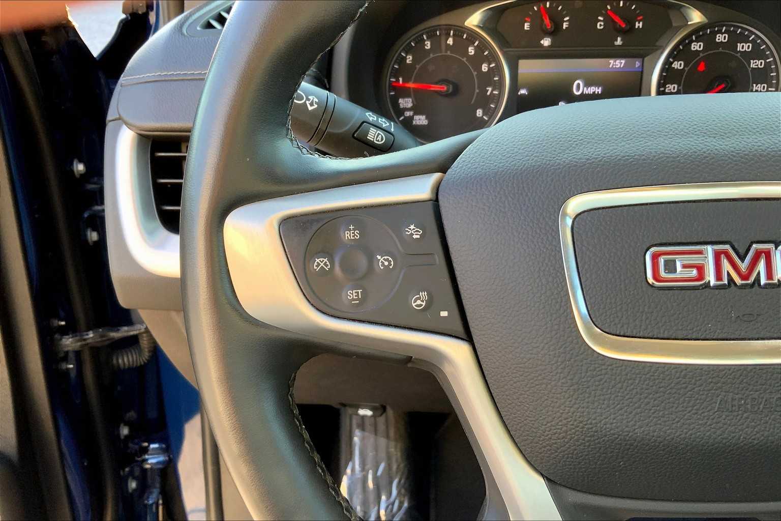 2023 Gmc Terrain SLT photo 22