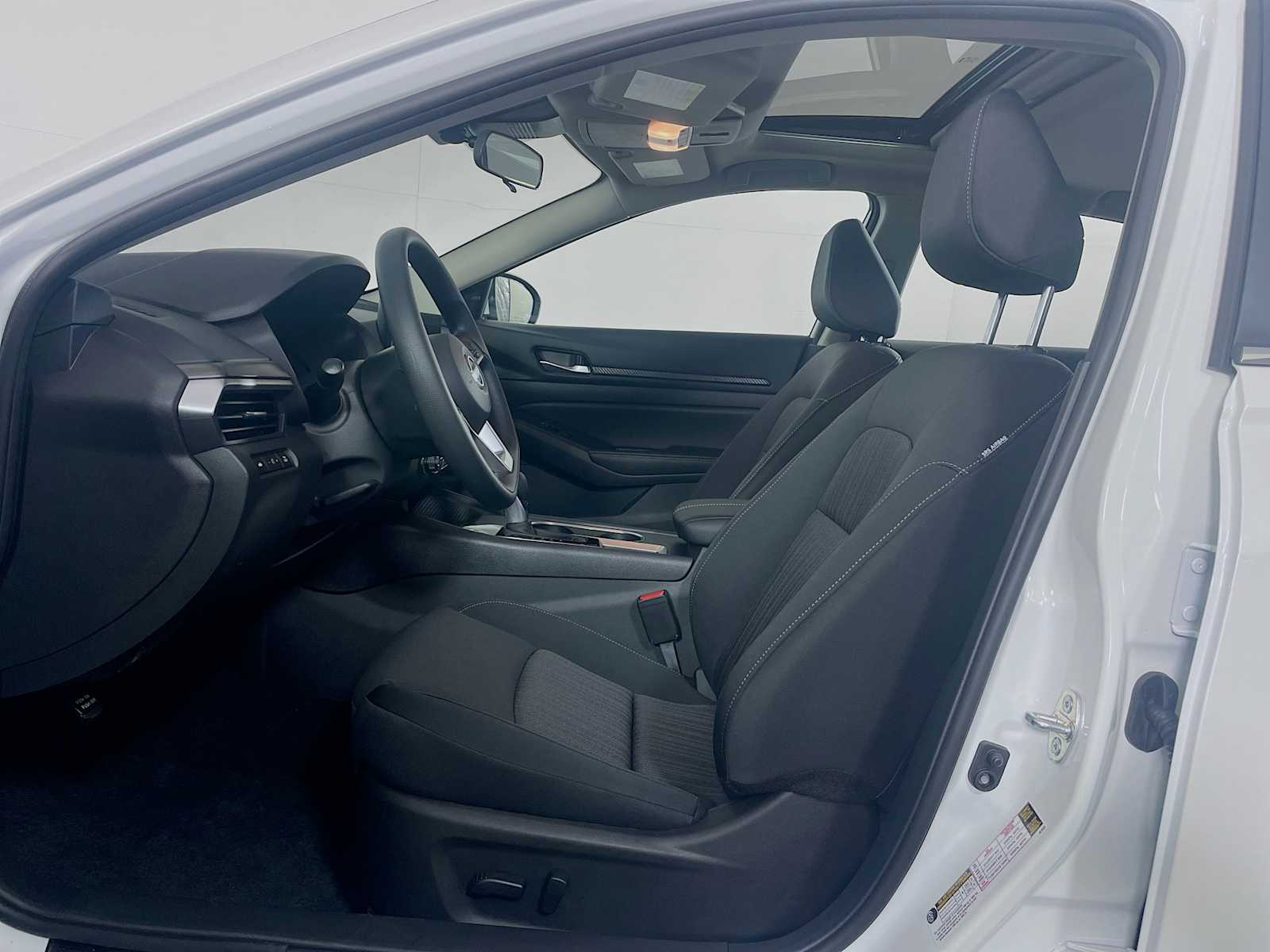 2025 Nissan Altima SV Special Edition photo 4