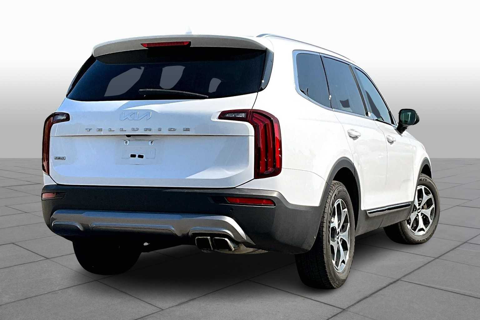 2022 Kia Telluride EX photo 11