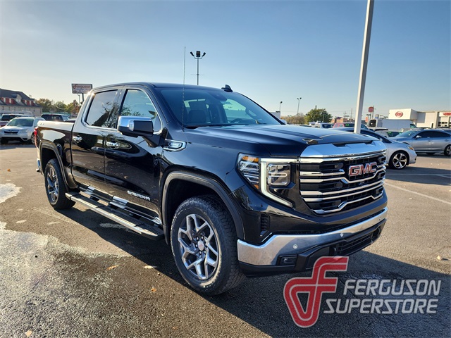 2026 GMC Sierra 1500 SLT's photo