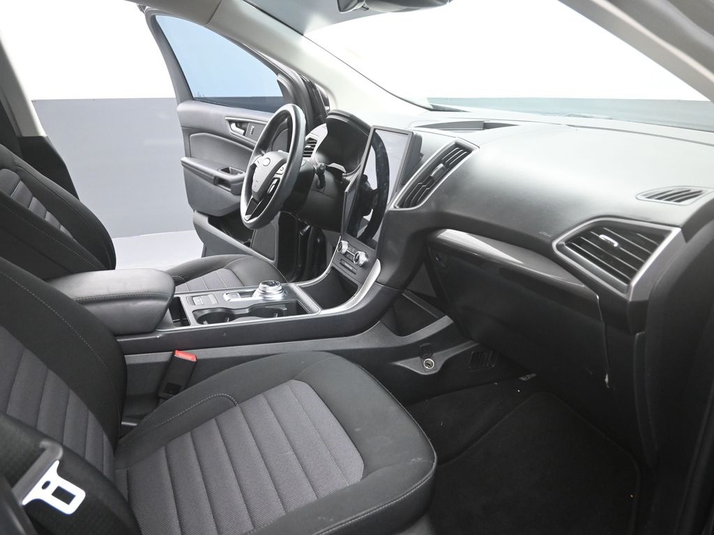 2023 Ford Edge SE photo 24
