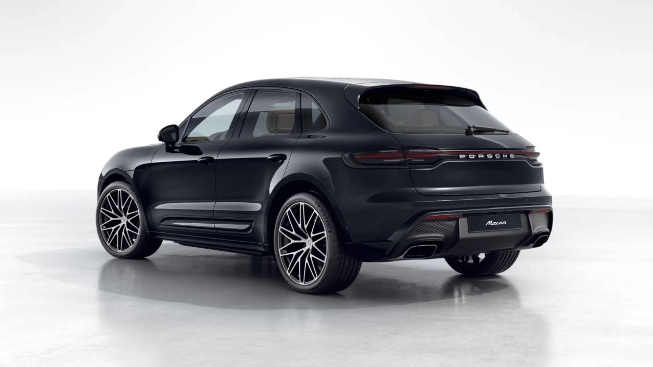2026 Porsche Macan T photo 3