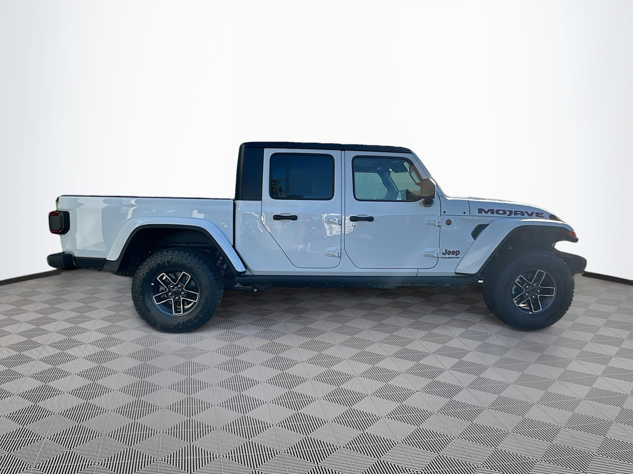 2025 Jeep Gladiator Mojave photo 3