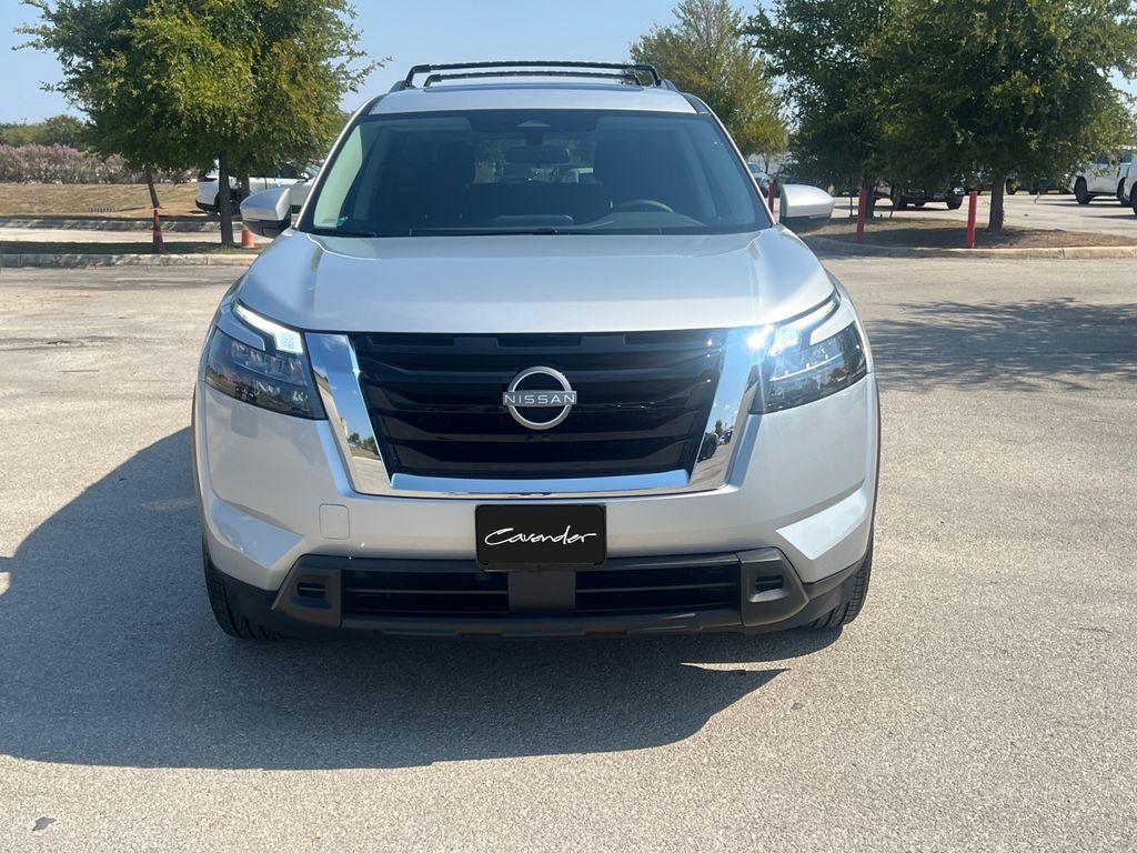 2025 Nissan Pathfinder SV photo 18