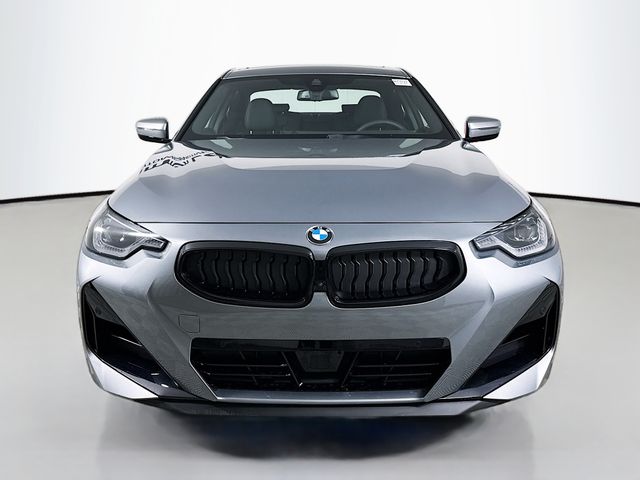 2026 Bmw 230i xDrive Coupe photo 2