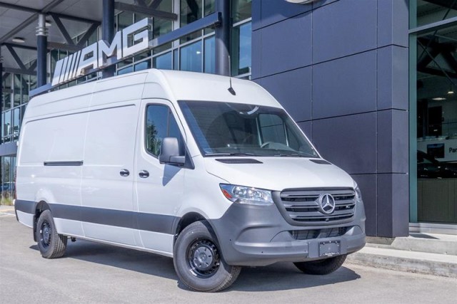 New 2025 Mercedes-Benz Sprinter Crew Van 2500 High Roof I4 Diesel