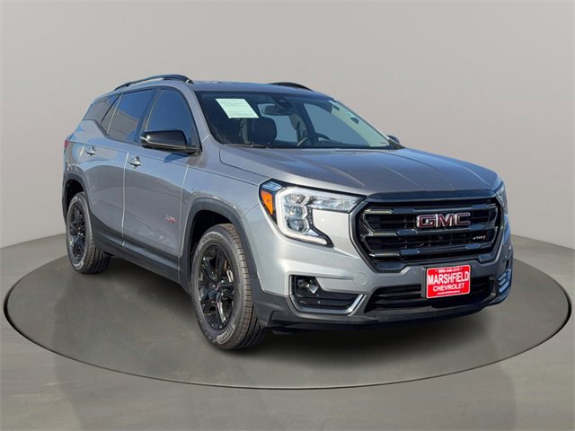 2023 GMC Terrain AT4's photo