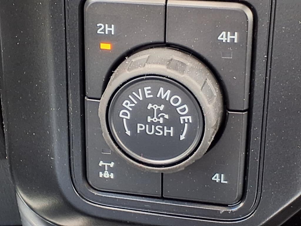 2025 Ford F-250 Lariat photo 5