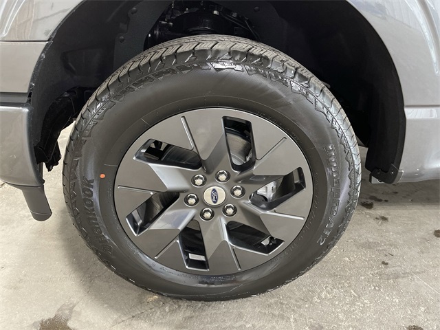 2025 Ford F-150 STX photo 22