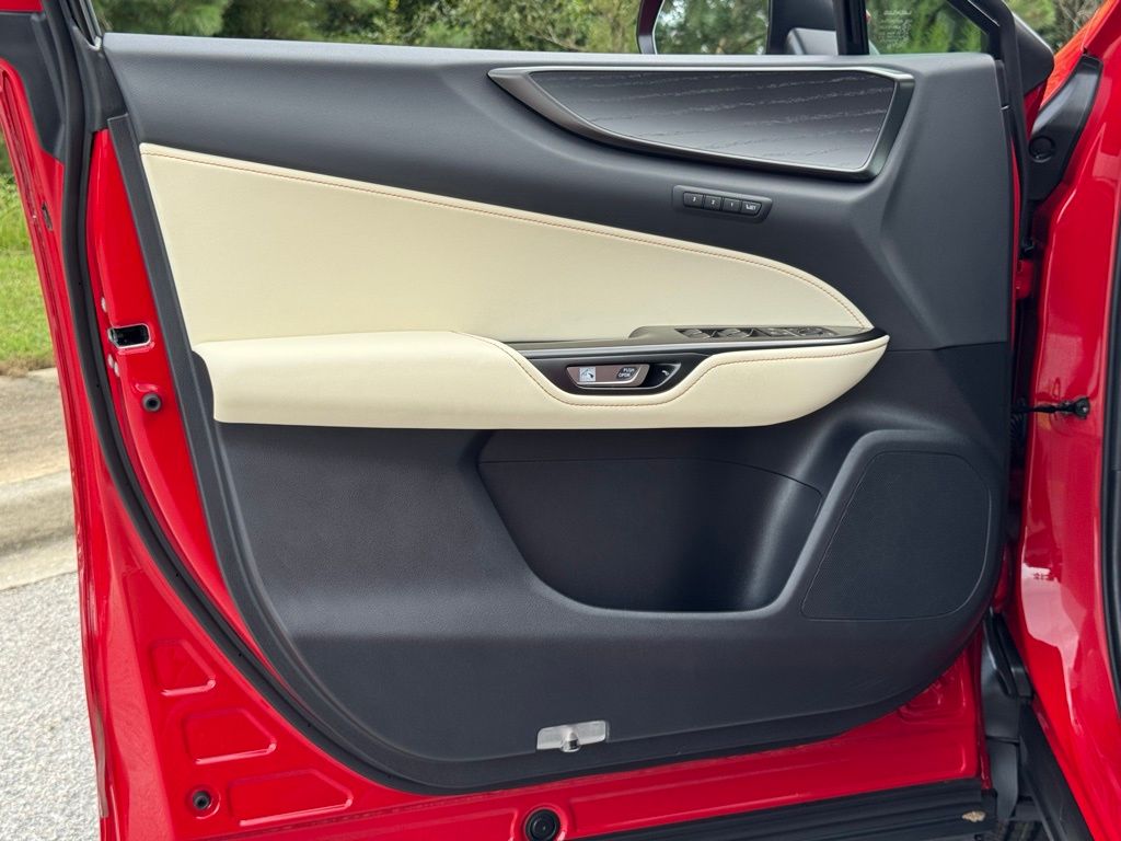 2024 Lexus NX 450h+ Luxury photo 19