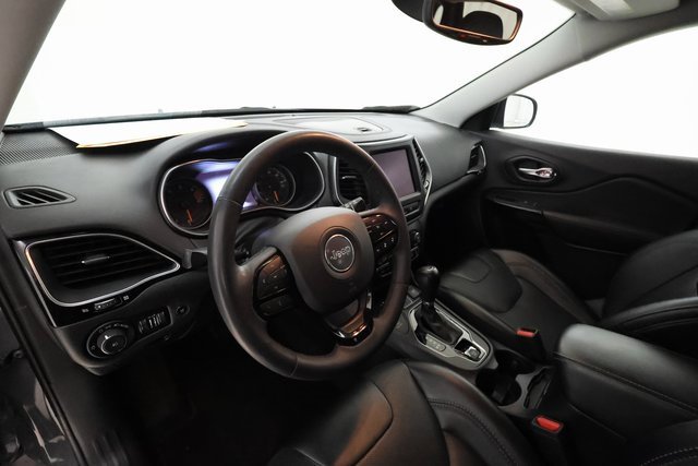 2023 Jeep Cherokee Altitude Lux photo 7