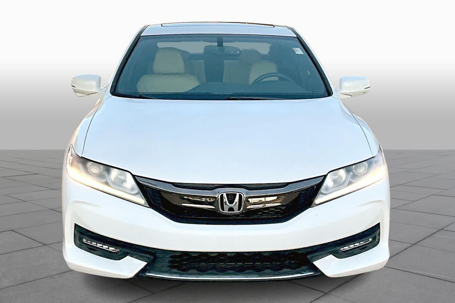 2016 Honda Accord EX-L photo 3