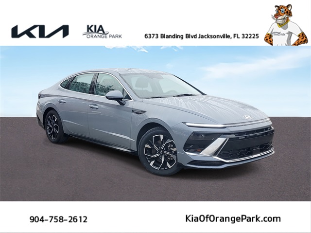 2025 Hyundai Sonata SEL's photo