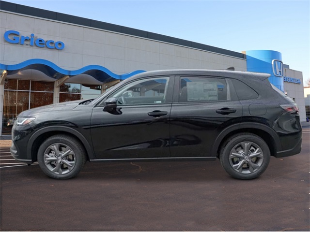 2026 Honda HR-V LX photo 2