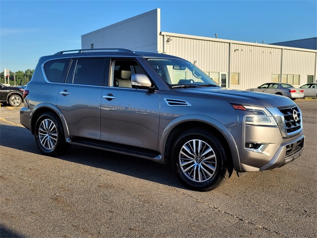 2023 Nissan Armada SL photo 2