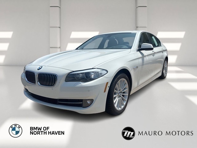 Used 2013 BMW 5 Series 535i with VIN WBAFU7C58DDU73736 for sale in North Haven, CT