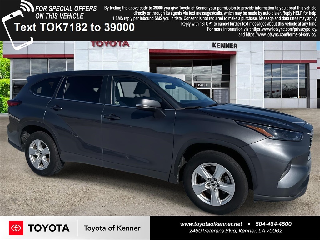 2023 Toyota Highlander L's photo
