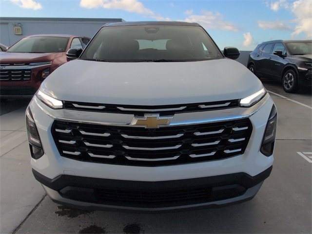 2026 Chevrolet Equinox LT photo 3