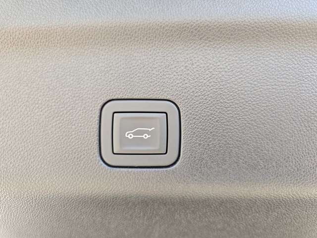 2026 Chevrolet Suburban Z71 photo 27