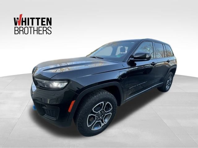 2022 Jeep Grand Cherokee Trailhawk 4xe's photo