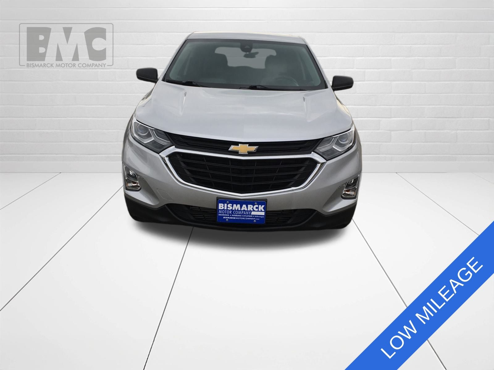 2021 Chevrolet Equinox LS photo 2