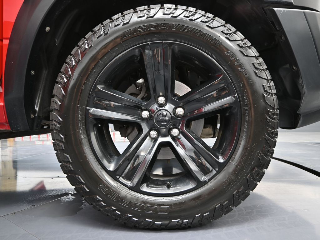 2024 Ram 1500 Classic Warlock photo 9