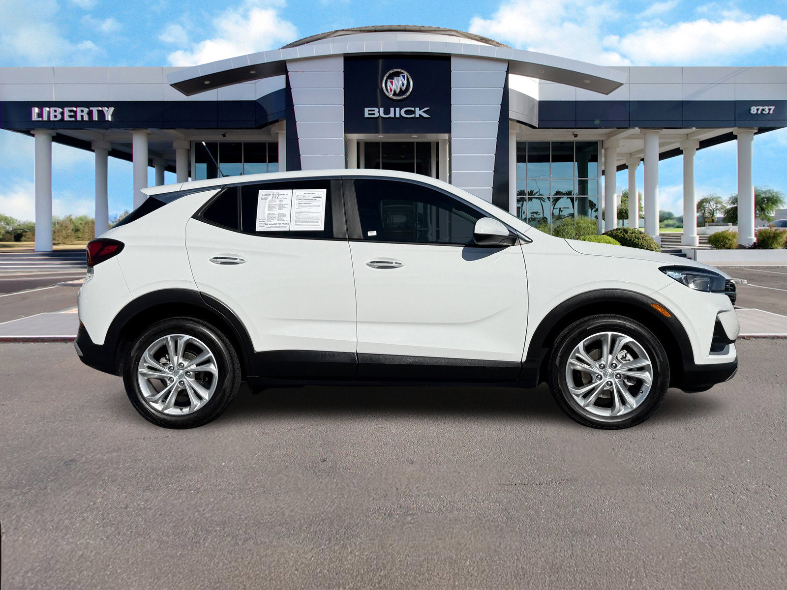 2022 Buick Encore GX Preferred photo 2