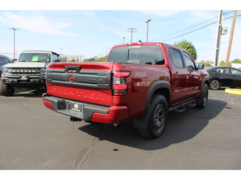 2025 Nissan Frontier PRO-4X photo 7