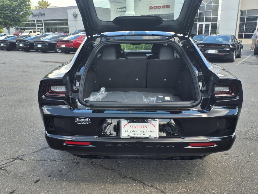 2025 Dodge Charger R/T photo 21