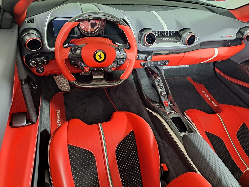 Certified Used 2022 Canna di Fucile Ferrari Base image 4