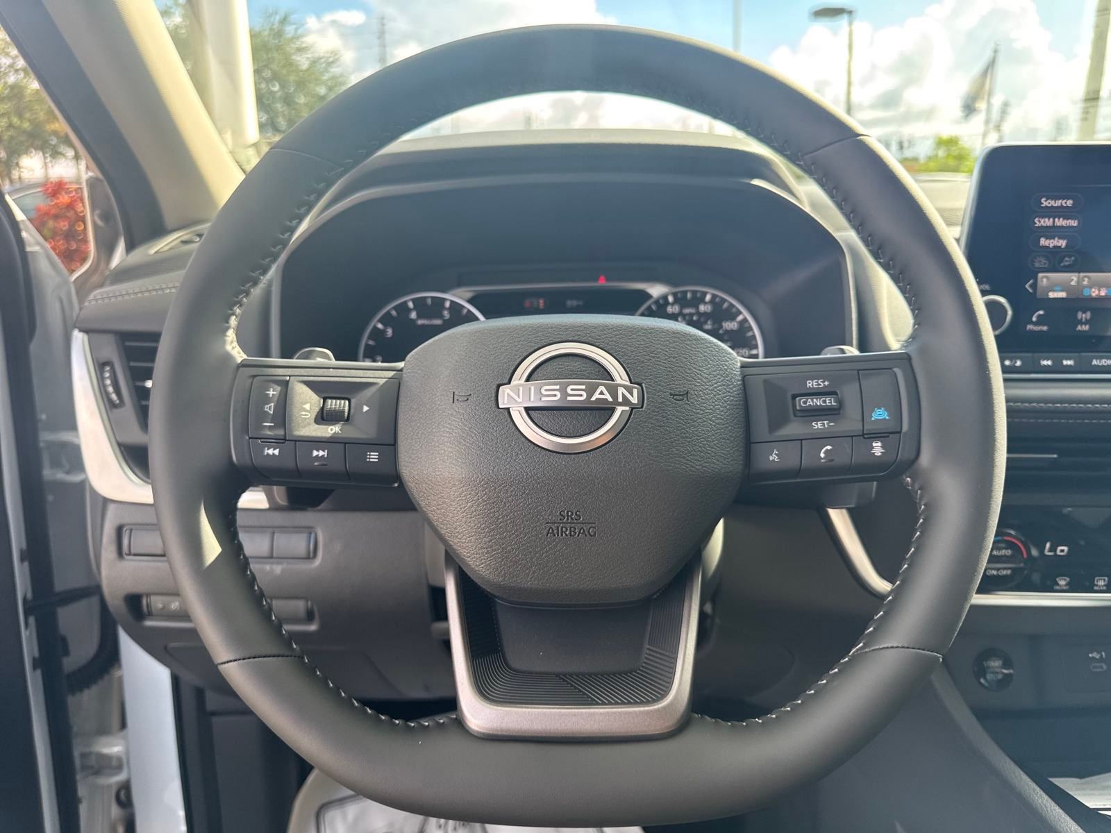 2026 Nissan Rogue SV photo 11