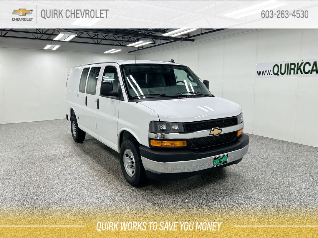 2025 Chevrolet Express Cargo Work Van's photo