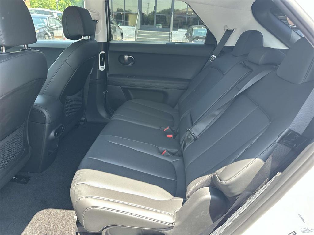 2025 Hyundai Ioniq 5 SEL photo 12