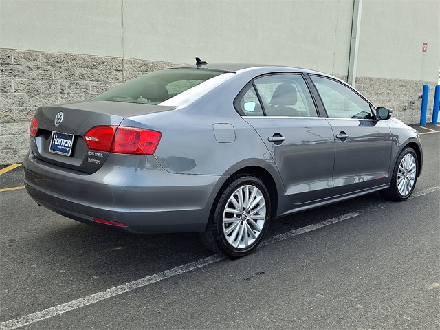 2011 Volkswagen Jetta SEL photo 7