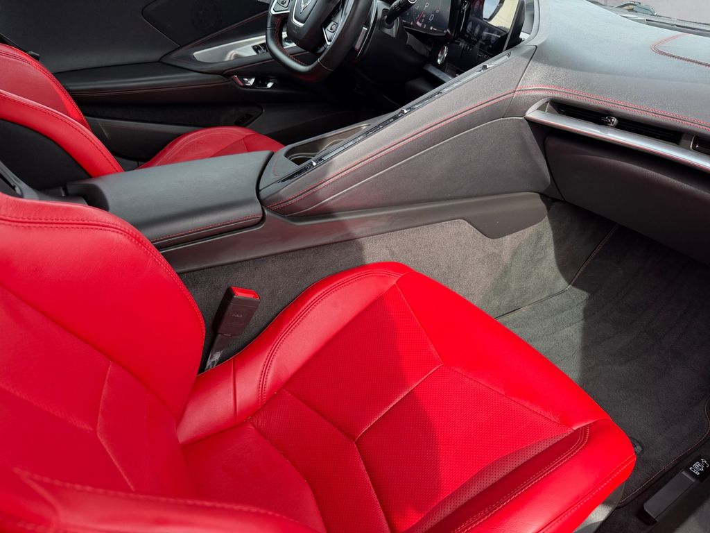 2022 Chevrolet Corvette Stingray 1LT Convertible photo 14