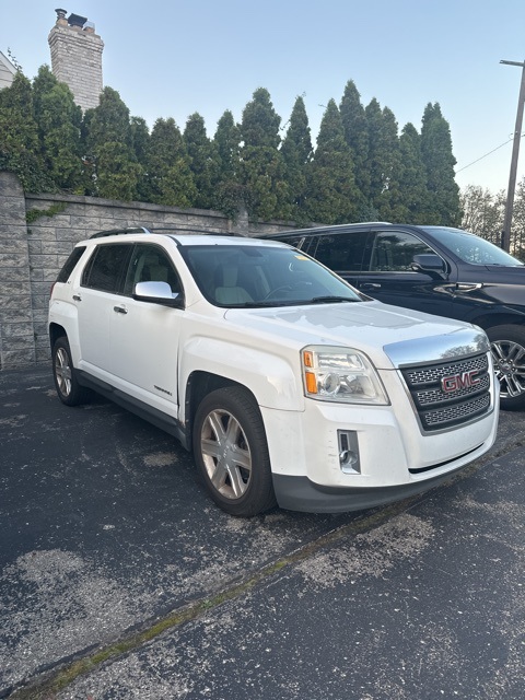 2010 Gmc Terrain photo 2